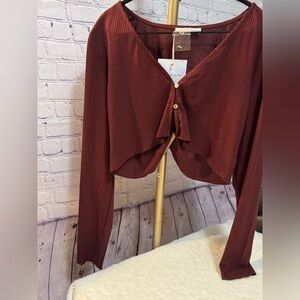 ALL THE WAYS REVOLVE CROP TOP LONG SLEEVE SIZE LARGE NWT CARDIGAN
